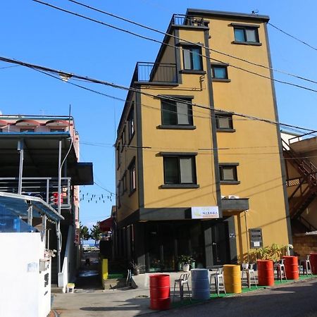 Dalnaru Guesthouse サムチョク エクステリア 写真
