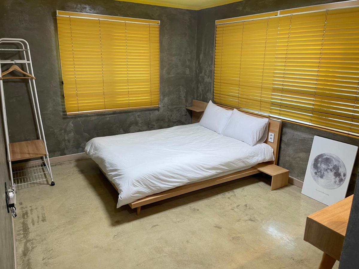 Dalnaru Guesthouse サムチョク エクステリア 写真